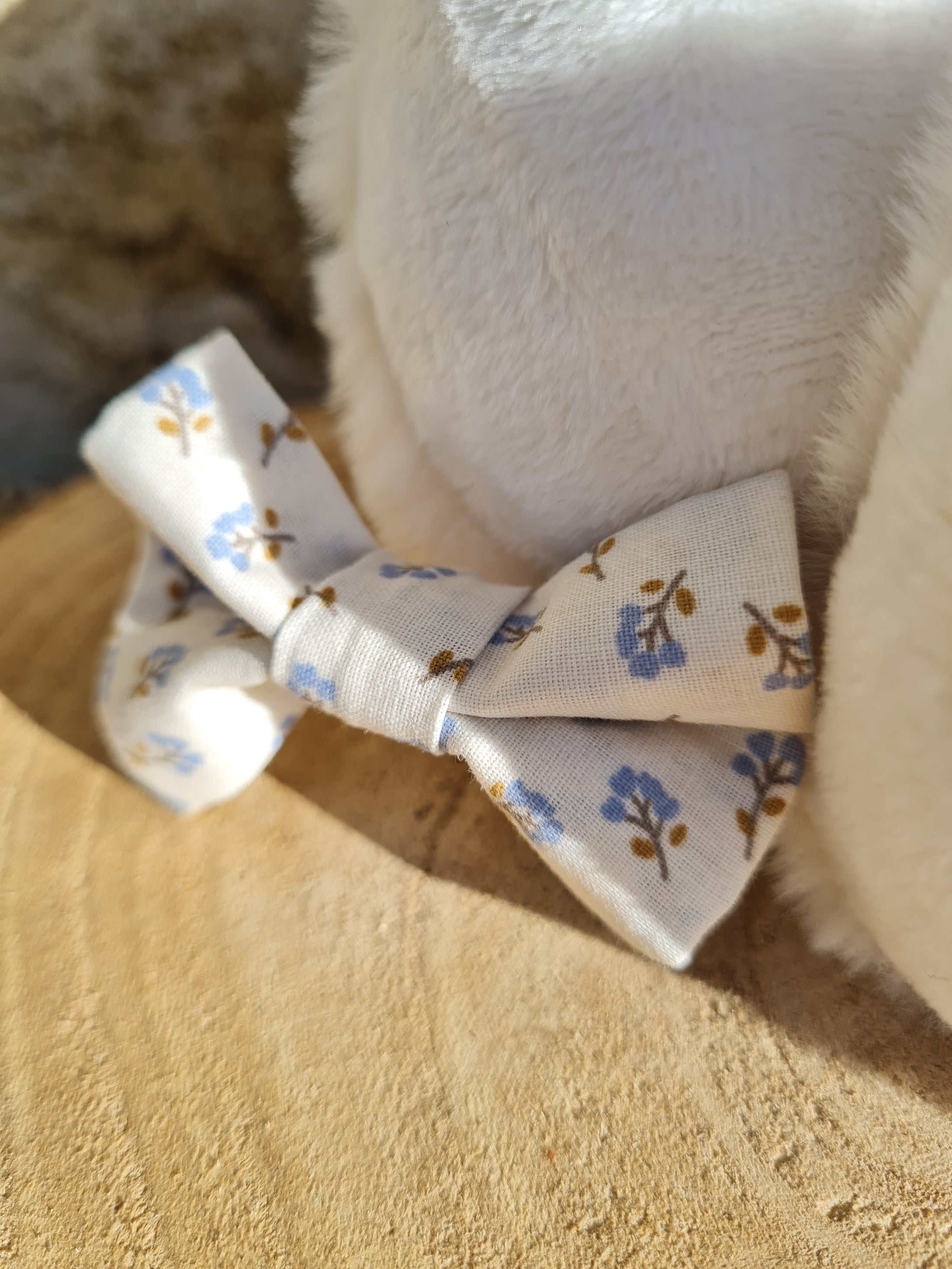 Pince croco nœud fleuri bleu - Elyse (Édition limitée)