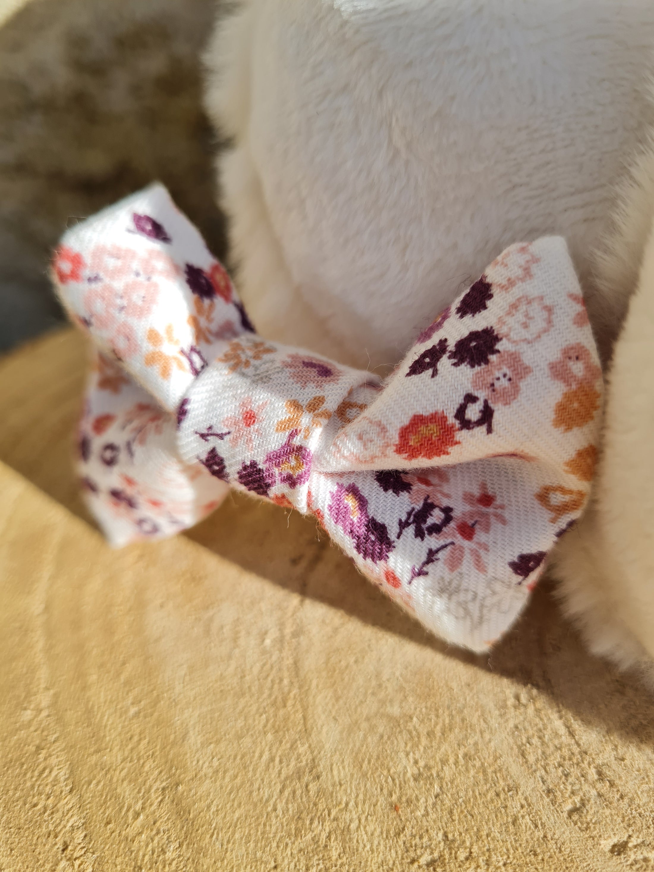 Pince croco nœud fleuri rose - Elyse (Édition limitée)